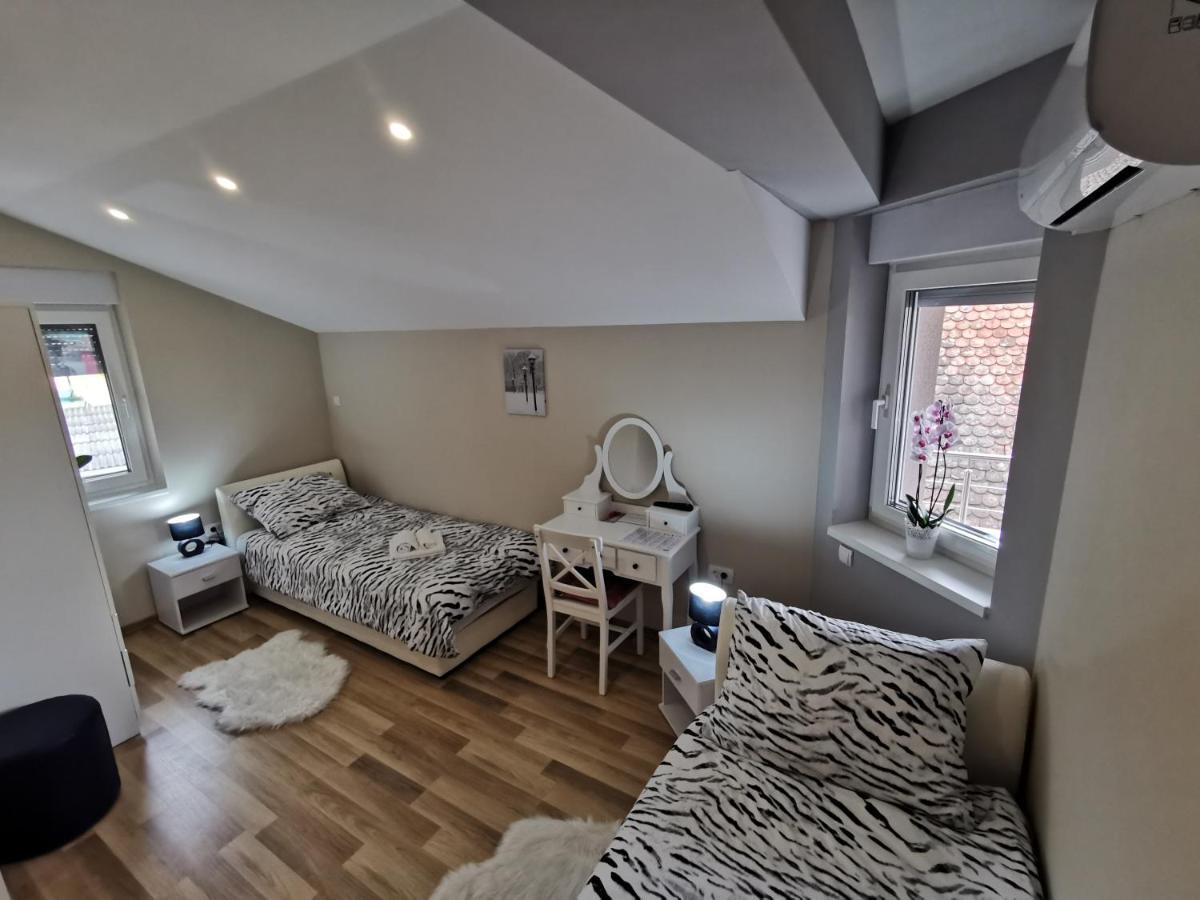 Apartman Bozur **** Satnica Dakovacka Exteriér fotografie