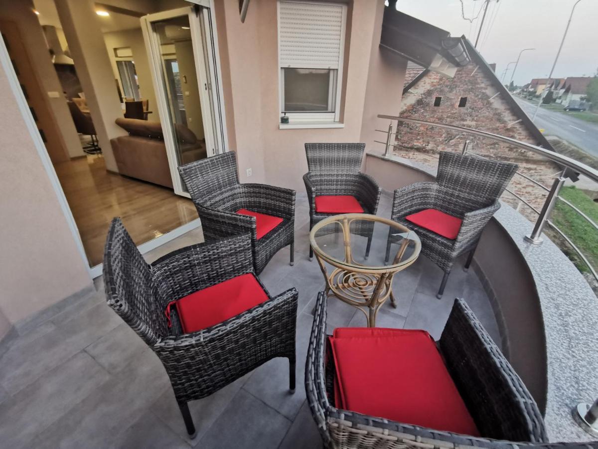 Apartman Bozur **** Satnica Dakovacka Exteriér fotografie