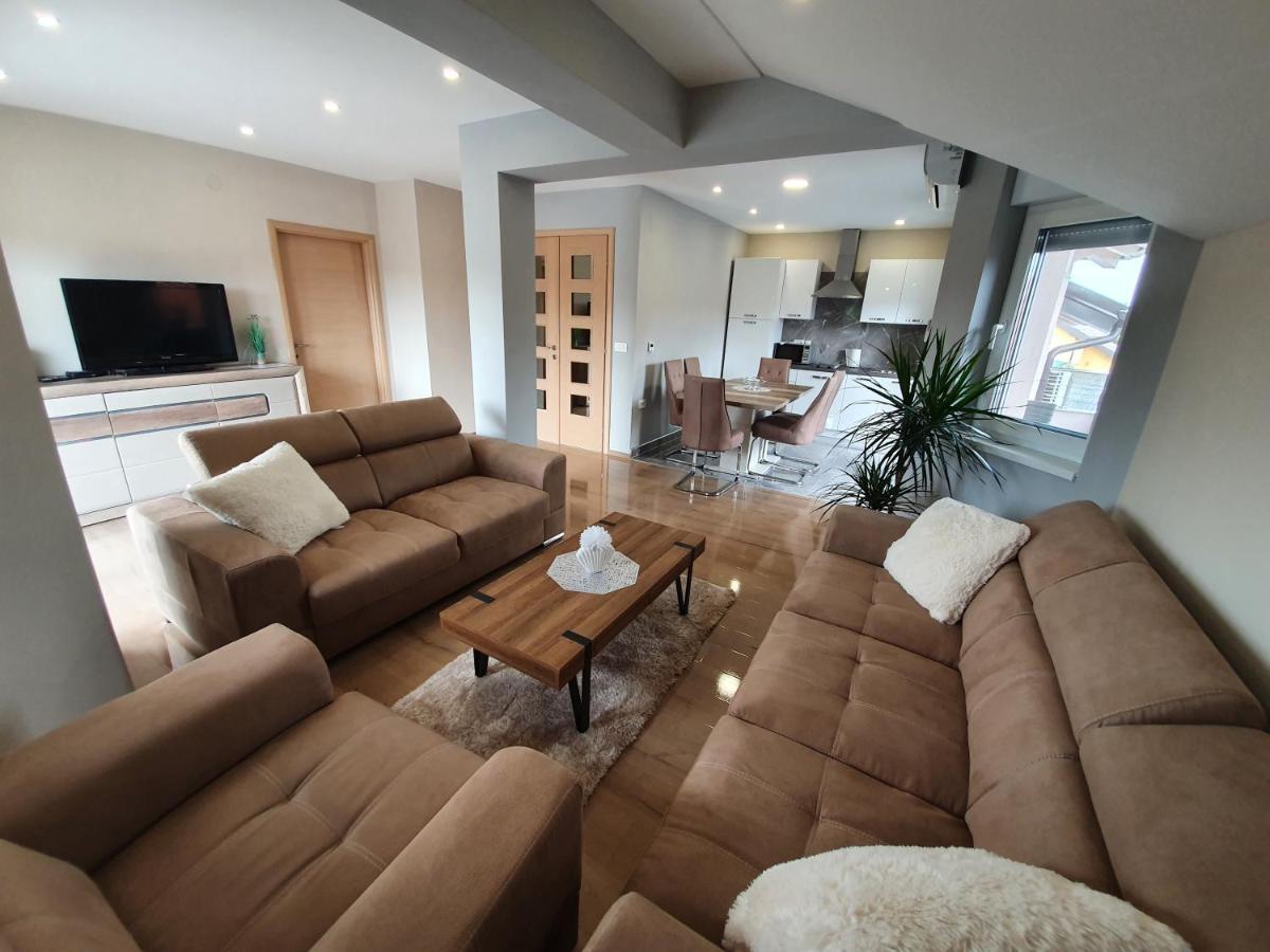Apartman Bozur **** Satnica Dakovacka Exteriér fotografie