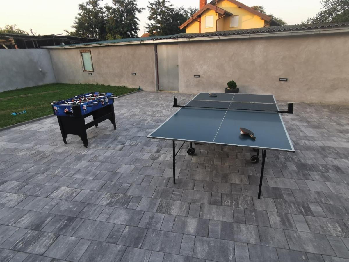 Apartman Bozur **** Satnica Dakovacka Exteriér fotografie