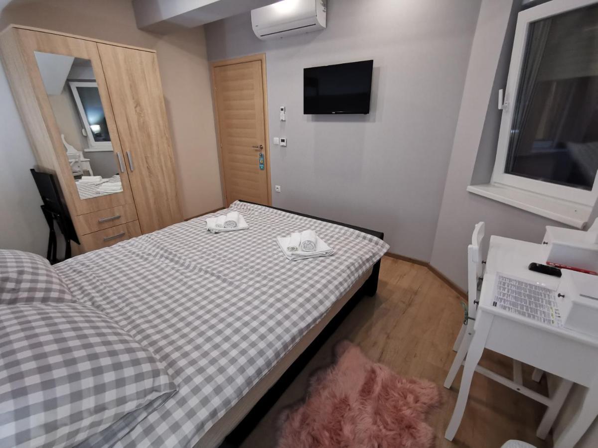 Apartman Bozur **** Satnica Dakovacka Exteriér fotografie