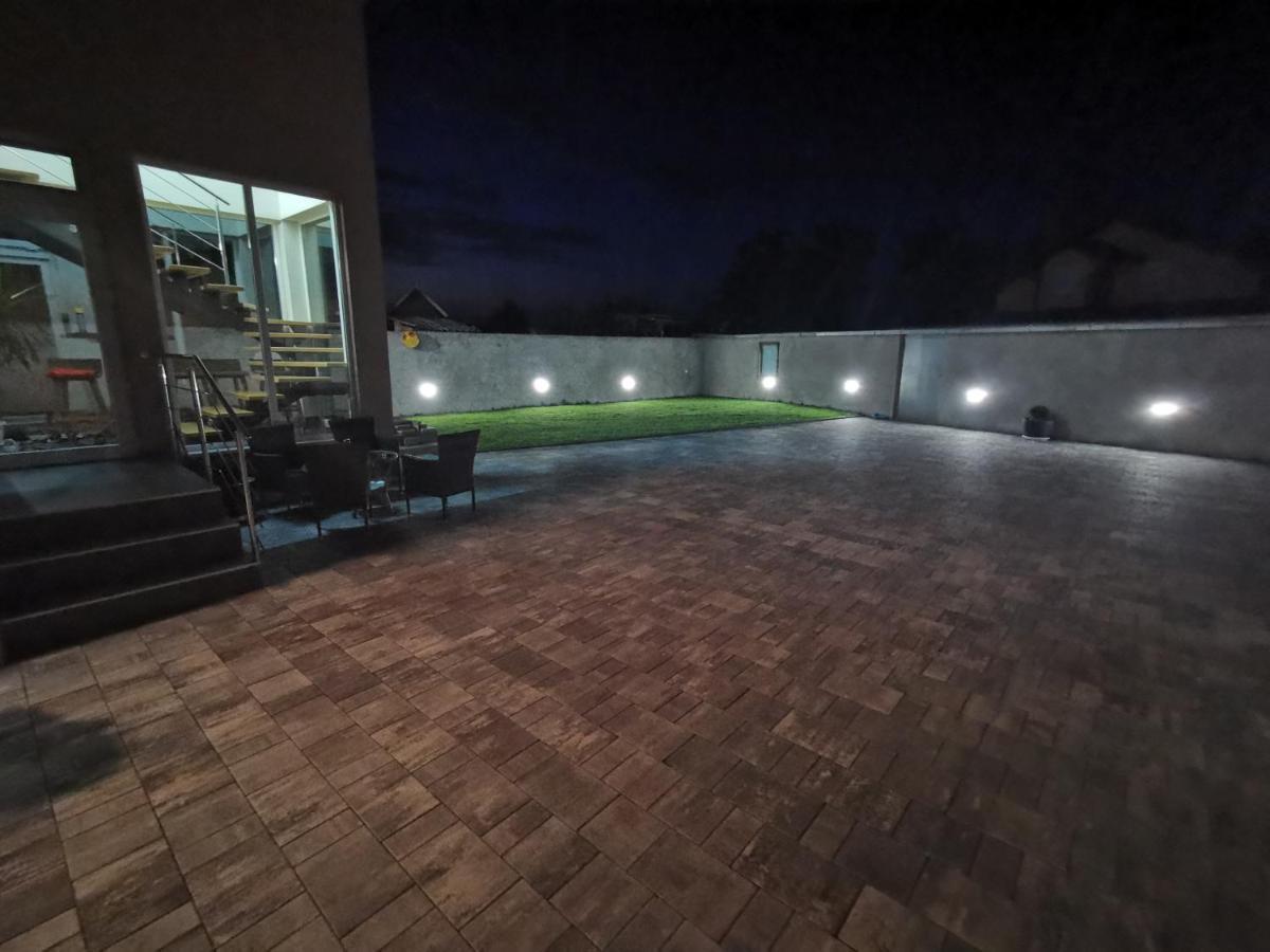 Apartman Bozur **** Satnica Dakovacka Exteriér fotografie